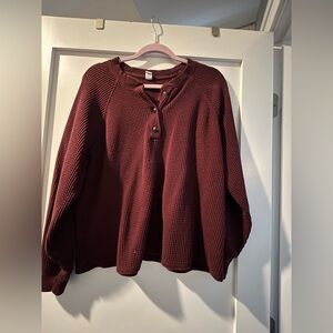 Burgundy old navy waffle knit shirt